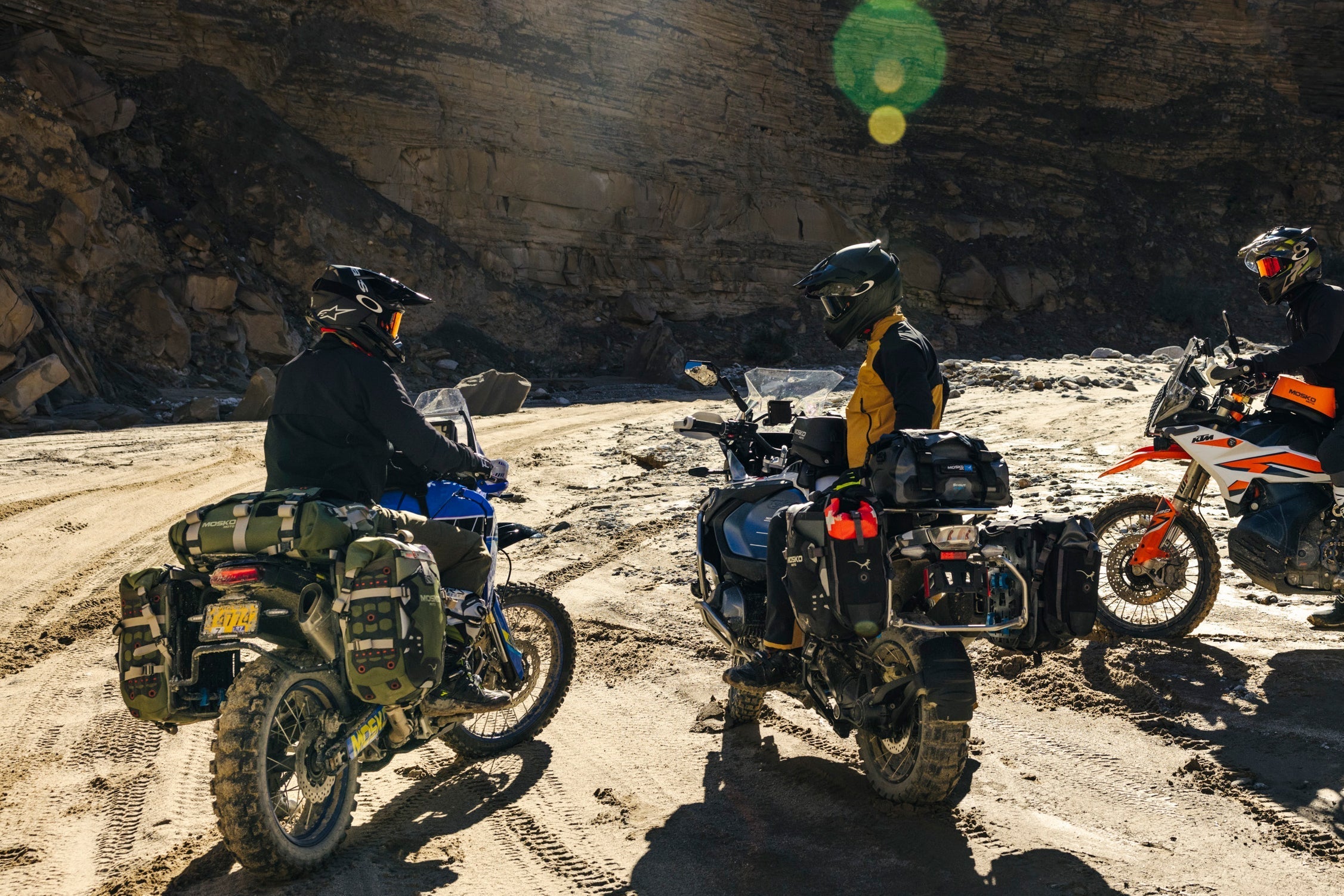 First Aid to the Injured バックカーゴ モッズコート 3 First Aid Kits for Moto Trips - Mosko Moto