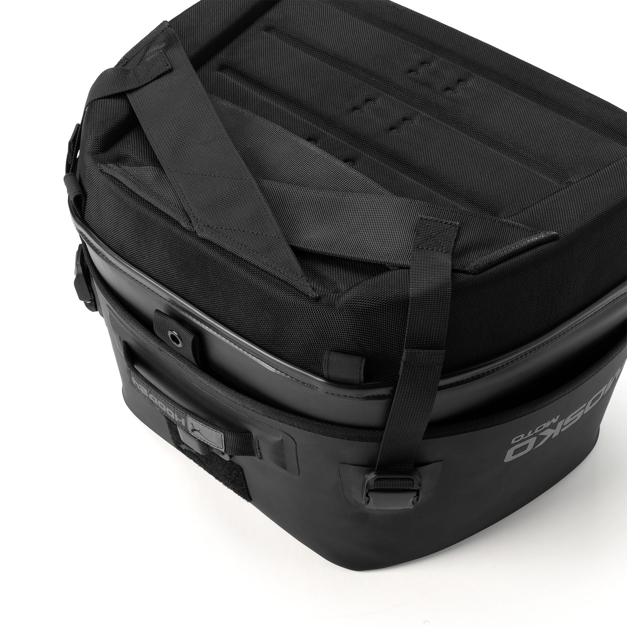 Hood Tail Bag