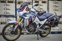 COUVERCLE LATERAL/PORTE-BAGAGE ARRIERE (1) de Africa Twin DCT MAT BALLISTIC  BLACK METALLIC (NHA86) de 2023